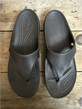 Crocs Womens Kadee II Flip Color Black Size 10